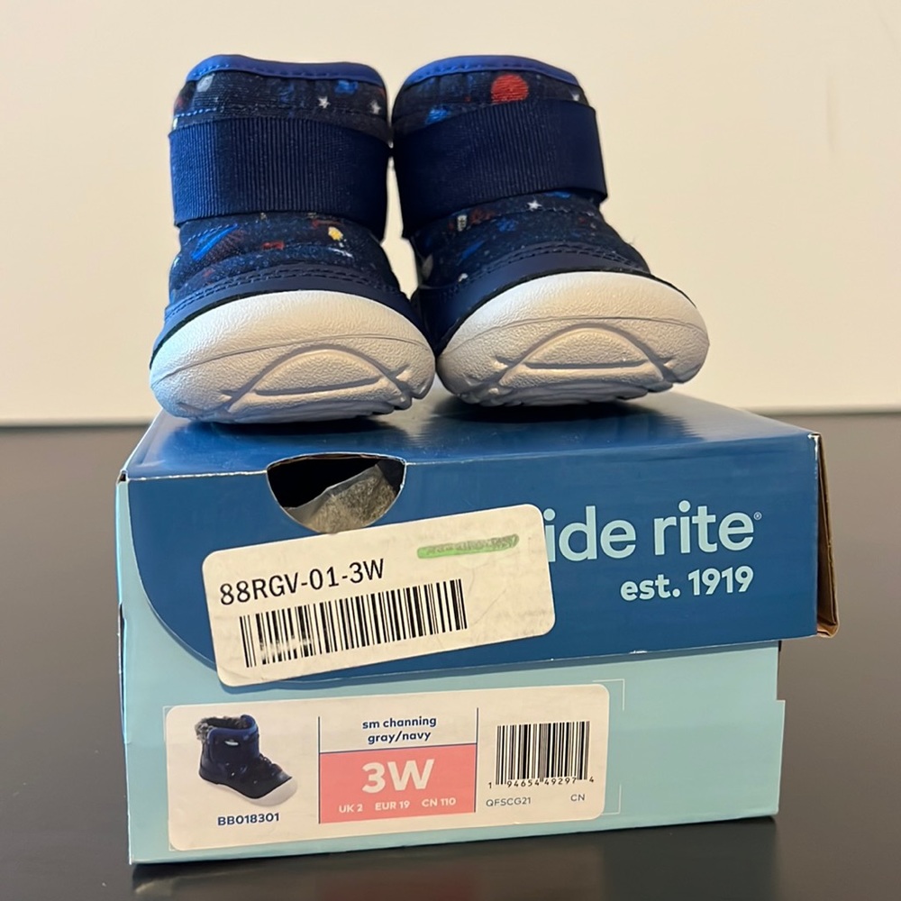 Stride rite infant snow boots